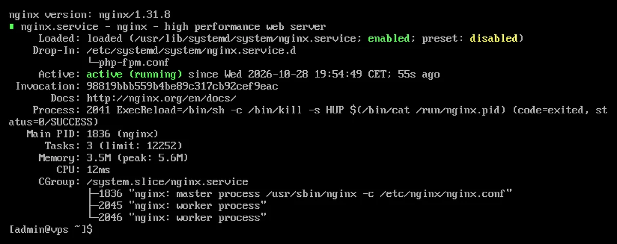 A futó Nginx 1.31.8 AlmaLinux 10 rendszeren: az nginx -v kimenete és a systemctl status nginx, active (running) állapotban, a master és két worker folyamattal